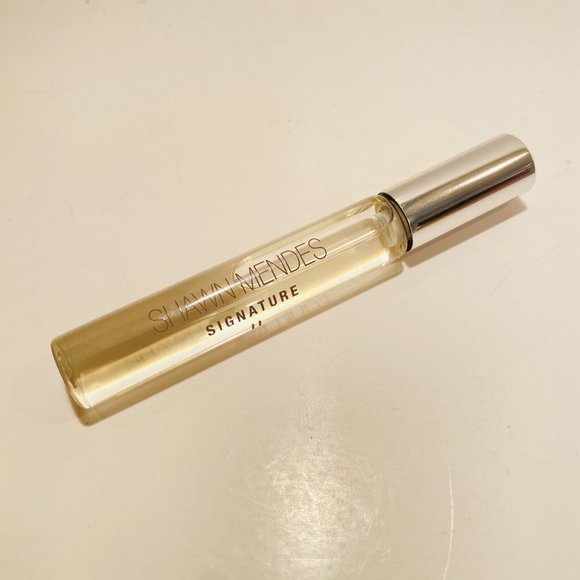 Shawn Mendes Signature II EDP Rollerball 10ml/0.33 fl. oz. - Picture 4 of 11